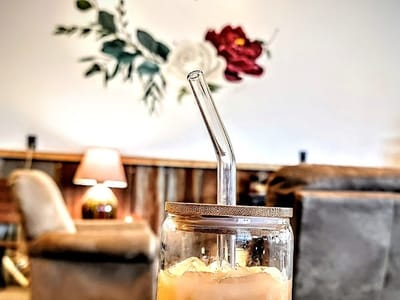 The bean pot coffee shop