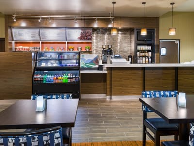 The Bistro – Eat. Drink. Connect.®