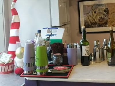 The Blue Monkey - Café & Bistro