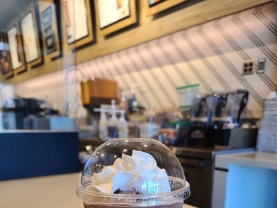 The Coffee Bean & Tea Leaf Kahala