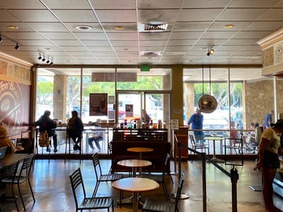 The Coffee Bean & Tea Leaf Manoa