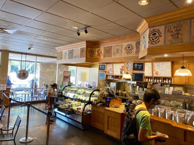 The Coffee Bean & Tea Leaf Manoa
