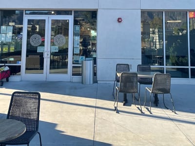 The Coffee Bean & Tea Leaf