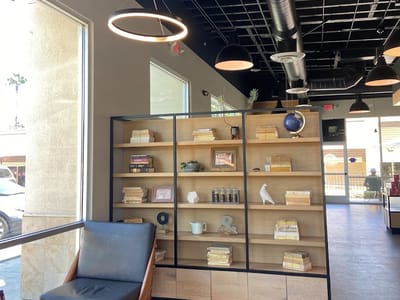 The Coffee Bean & Tea Leaf