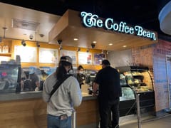 The Coffee Bean & Tea Leaf