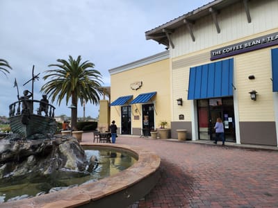 The Coffee Bean & Tea Leaf