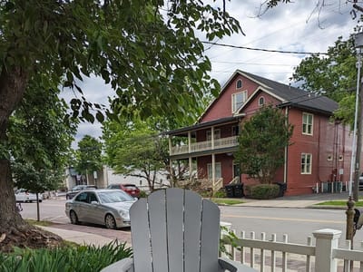 The Coffee House at Second and Bridge