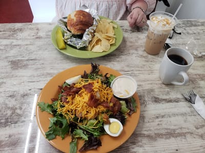 The Delightful Maple Cafe