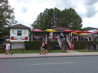 The Deuce Moose Cafe and Bar