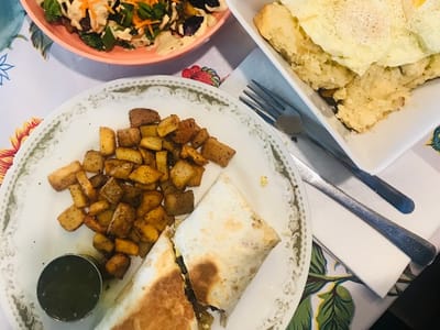 The Farmer's Table Cafe