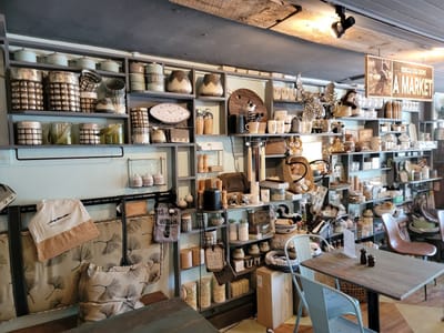 The Foothills Cafe & Curio