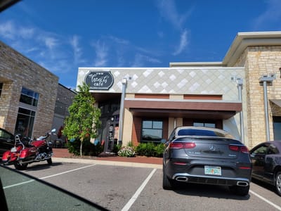 The French Café - Hamlin