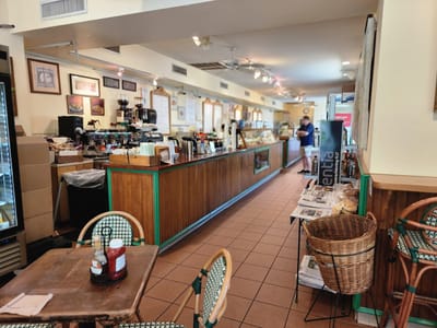 The Golden Pear Cafe