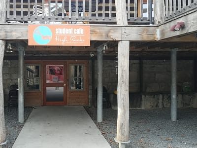 The Hub Café