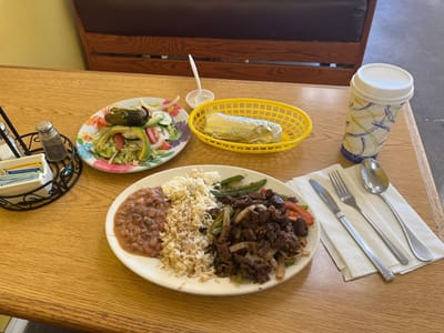 The Lakes Coffee & Deli