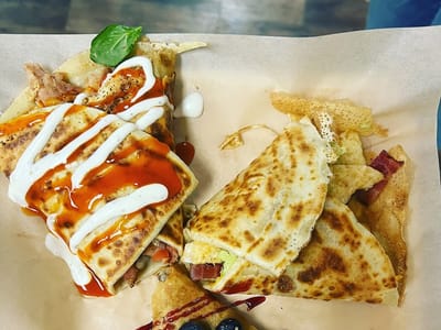 The Lazy Llama - Coffeehouse