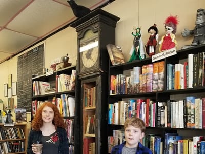 The Mad Raven Coffee & Books
