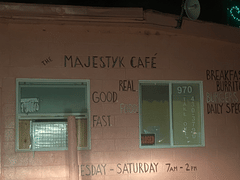 The Majestyk Café