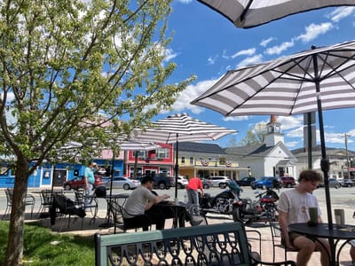 The Metropolitan Coffeehouse