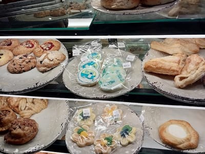 The Nickel Barn & Coffee Shop