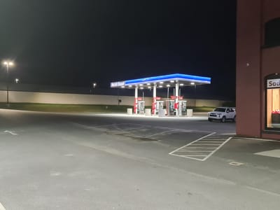 The Old Bat Factory Mobil Station