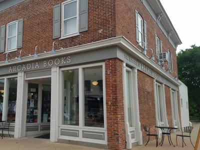 The Paper Crane (The Kitchen at Arcadia Books)