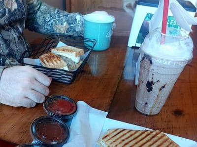 The Perfect Blend Coffeehouse & Eatery