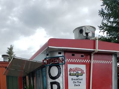 The pit stop, breakfast kn the deck