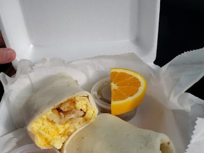 The pit stop, breakfast kn the deck