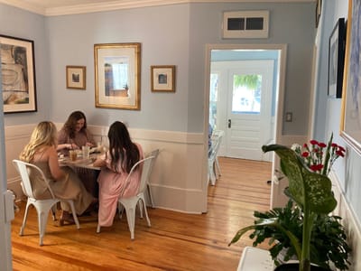 The Polo Grounds Cafe