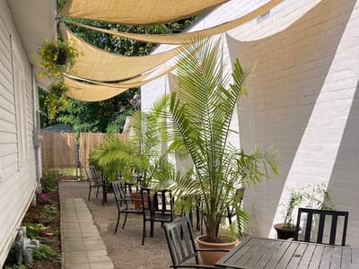 The Polo Grounds Cafe