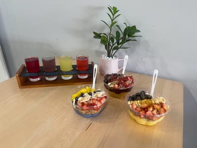 The Porch Kombucha, Tea + Açaí Cafe