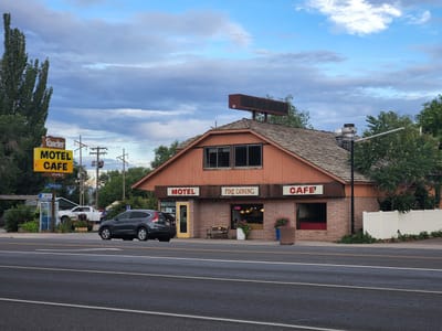 The Rancher Cafe And Hotel