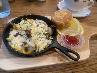 The Red Hen Cafe & Bakery