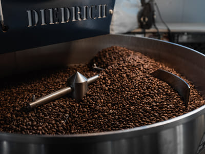 The Roasted Record Coffee and Vinyl