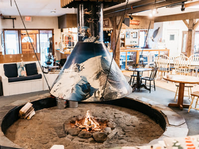 The Round Hearth Cafe and Market Place