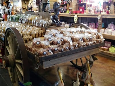 The Shoppe @ Bravoland