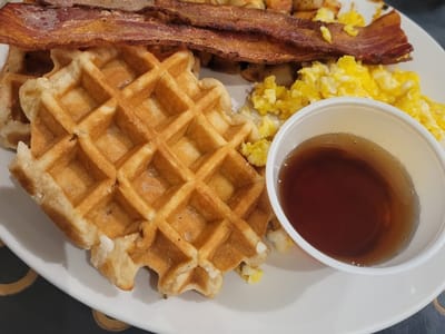 The Silver Llama Market & Eatery