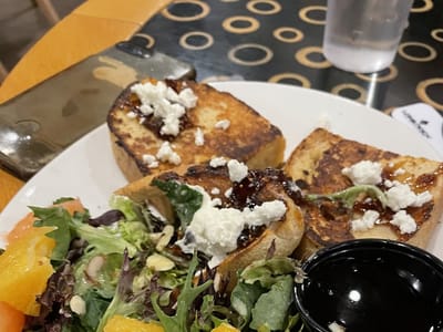 The Silver Llama Market & Eatery