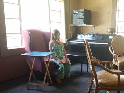 The Sweet Shop Cafe & Lounge