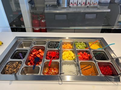 The Swirl Cafe Frozen Yogurt , Smoothies and Boba tea