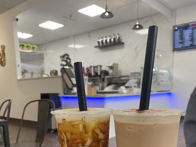 The Teahouse: Bubble Tea, Coffee, Smoothies