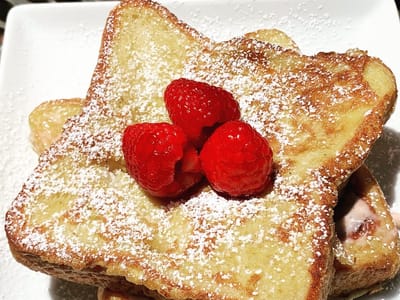 The Tilted Windmill - an Eclectic Cafe