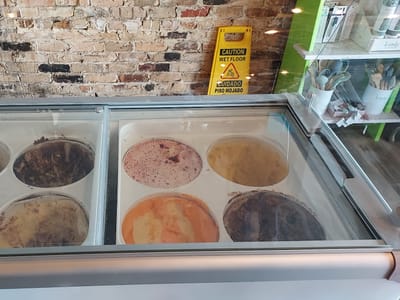 THE UGLY MUG COFFEE & CAFE CHIPLEY INC