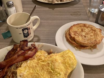 Thoma Dairy Bar Cafe