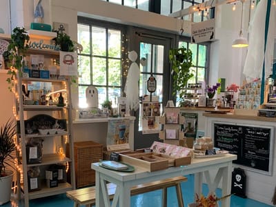 Three Peaches Gelato & Coffee