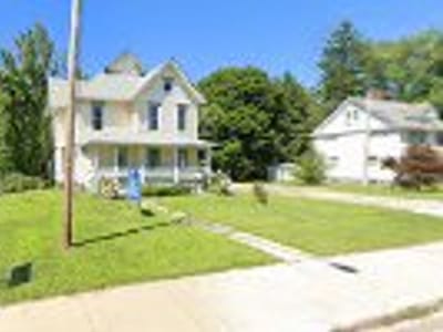 Three Sisters Tea Room /Door Of Hope