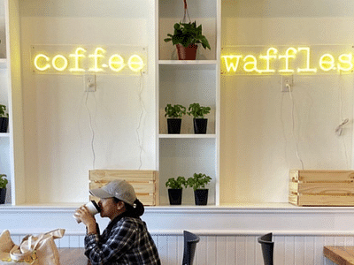 TIABI Coffee & Waffle