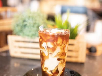 Tinto's Coffee House