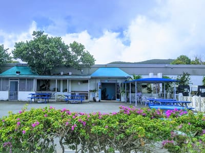 TLC Cafe- Bread, Bagels & Beyond